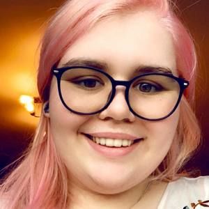 Meet your Posher, Joanie